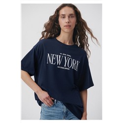 MaviNew York Baskılı Lacivert Tişört Oversize / Geniş Kesim 1612005-85315