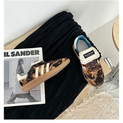 Кроссовки Adida*s
