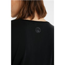 Camiseta cupro nudo