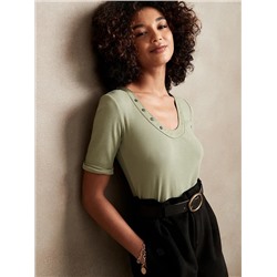 Ribbed Scoop-Neck Top
