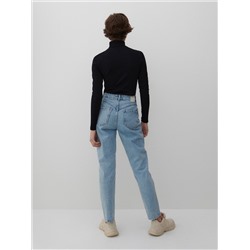 Джинсы mom fit с эффектом потертости