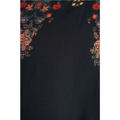 Blusa boho pompones