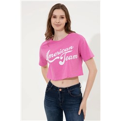 Kadın Pembe Bisiklet Yaka Crop Tişört