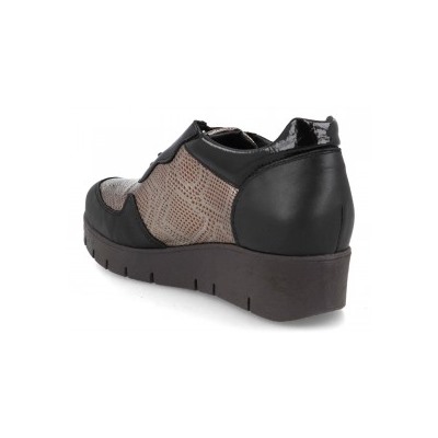 1032 - BDA
                DEPORTIVOS DE MUJER