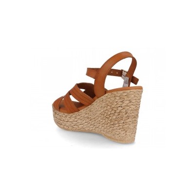 1982 - BDA
                SANDALIAS DE CUÑA