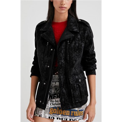Chaqueta recta bolsillos