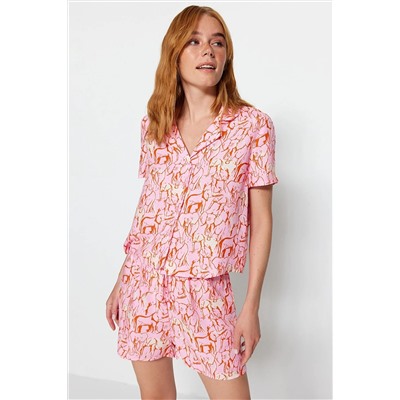 TRENDYOLMİLLA Pembe Hayvan Desenli Gömlek-Şort Viskon Dokuma Pijama Takımı THMSS21PT0861