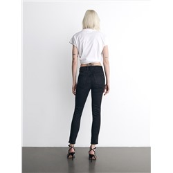 Slim-Jeans mit mittlerer Leibhöhe