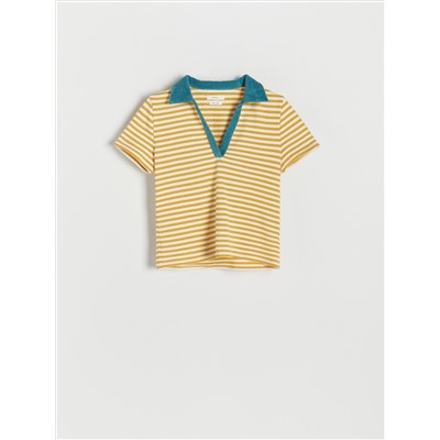 Oberteil im Polo-Stil