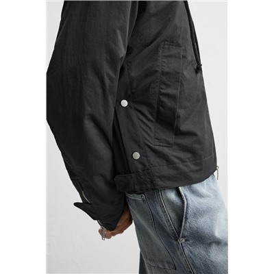 CAZADORA TÉCNICA CROPPED FIT