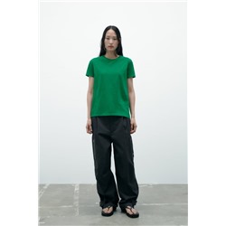 BASIC T-SHIRT