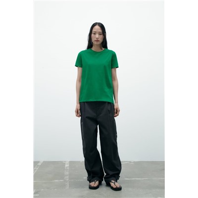 BASIC T-SHIRT