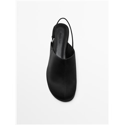 Flat mules