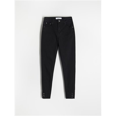 Slim-Jeans mit mittlerer Leibhöhe