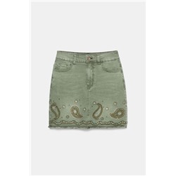 Falda corta vaquera paisley