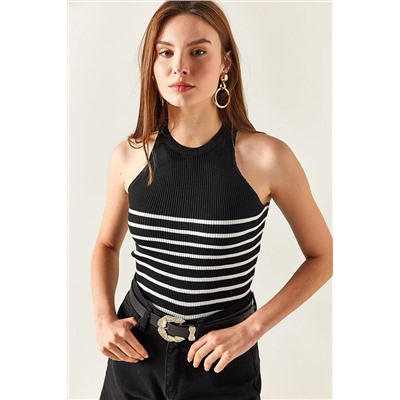 Olalook Kadın Siyah Halter Yaka Çizgili Triko Bluz BLZ-19002330