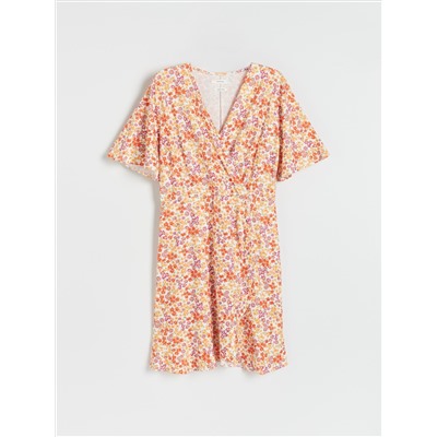 Gemustertes kleid