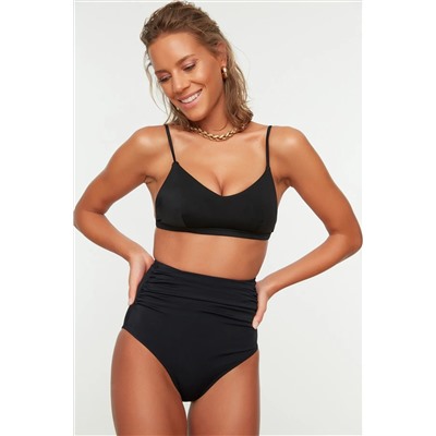 Trendyolmilla Siyah Toparlayıcı Yüksek Bel Hipster Core Bikini Altı TBESS20BA0018