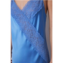 Camisón midi satén y encaje azul