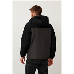 Chaqueta con capucha Negro