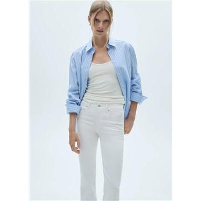 Jeans flare tiro medio