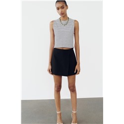 SLEEVELESS CROP TOP