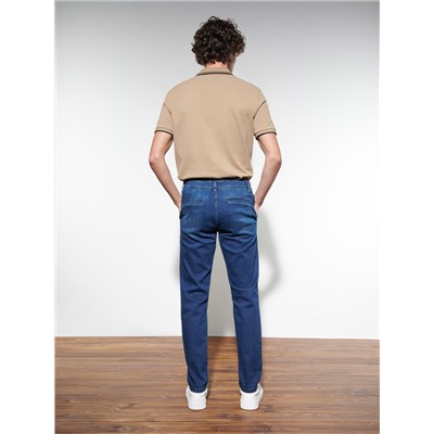 Jeans im Slim-Fit mit Wascheffekt