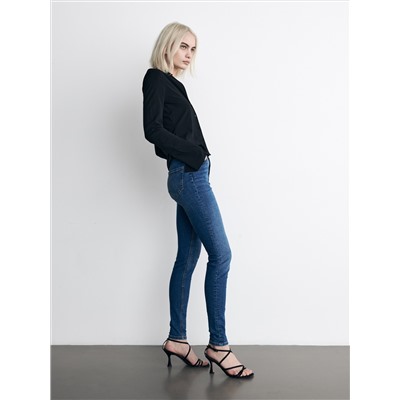 Slim-Jeans mit hoher Leibhöhe