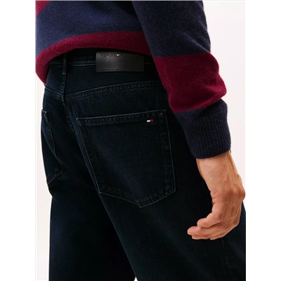 Black Wash Tapered Relaxed Jean