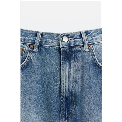 JEANS RELAXED STRAIGHT FIT