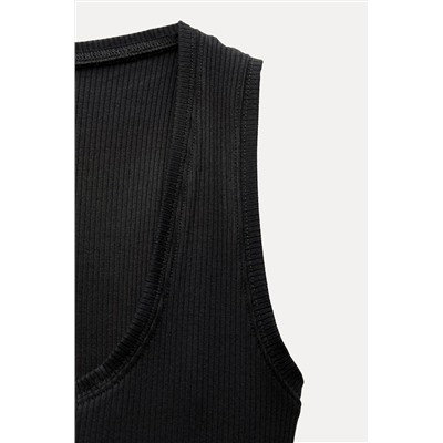 BUTTONED RIBBED T-SHIRT