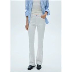Jeans flare tiro medio