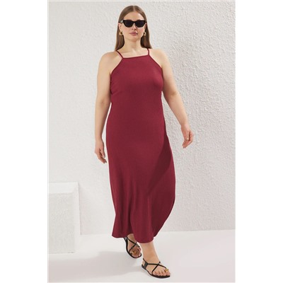 Bordo Halter Yaka Bürümcük Dokulu Kumaş Maxi Boy Örme Büyük Beden Elbise TBBSS25AH00006