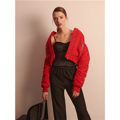 Bomberjacke aus recyceltem Stoff