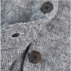 Простой и универсальный вязаный свитер  CO*S