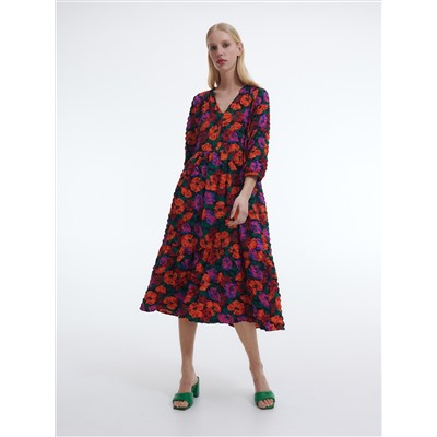 Gemustertes kleid