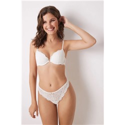 Tanga encaje blanco