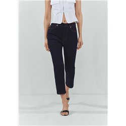 Jeans capri abertura lateral