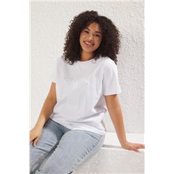 Beyaz Slim Fit Fiyonk Detaylı Crop Boy Büyük Beden Örme T-shirt TBBSS25BF00001