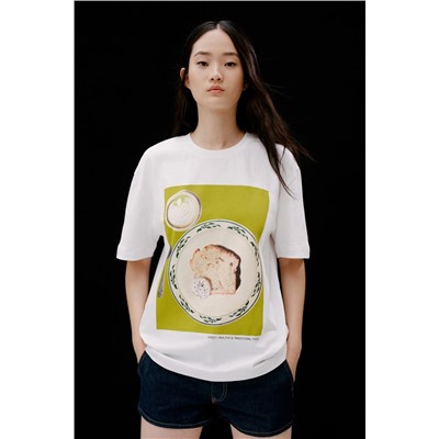 T-SHIRT WITH FRONT PRINT