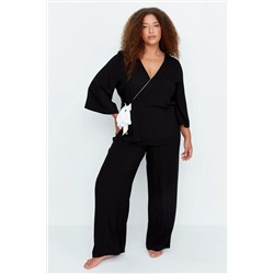 Trendyol Curve Siyah Kruvaze Yaka Bağlamalı Dokuma Pijama Takımı TBBAW23AI00032