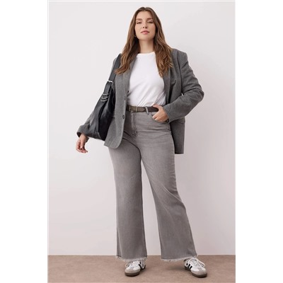 Gri Yüksek Bel Pis Uç Detaylı Geniş Paça Comfort Büyük Beden Wide Leg Jeans TBBSS23CJ00009