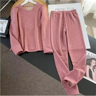 Комплект теплого термобелья для мужчин и женщин (топ + брюки) — мягкий, удобный, на флисовой подкладке.