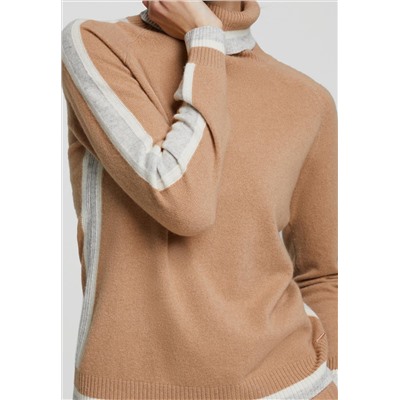 W23-00CH0318 Свитер-водолазка