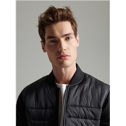 Leichte Jacke aus Materialmix