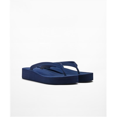 Beachwear platforms