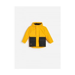 Warme Jacke mit Kapuze