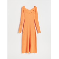 Strickkleid mit Gestreifter Struktur