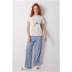 Pantalón largo estampado flores azules