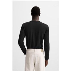 CAMISETA BÁSICA SLIM FIT